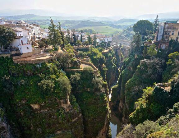 Your accommodation for both evenings of the experience will be the luxurious Catalonia Reina Victoria Wellness Retreat and Spa, a stunning hotel overlooks the spectacular Tajo Gorge.