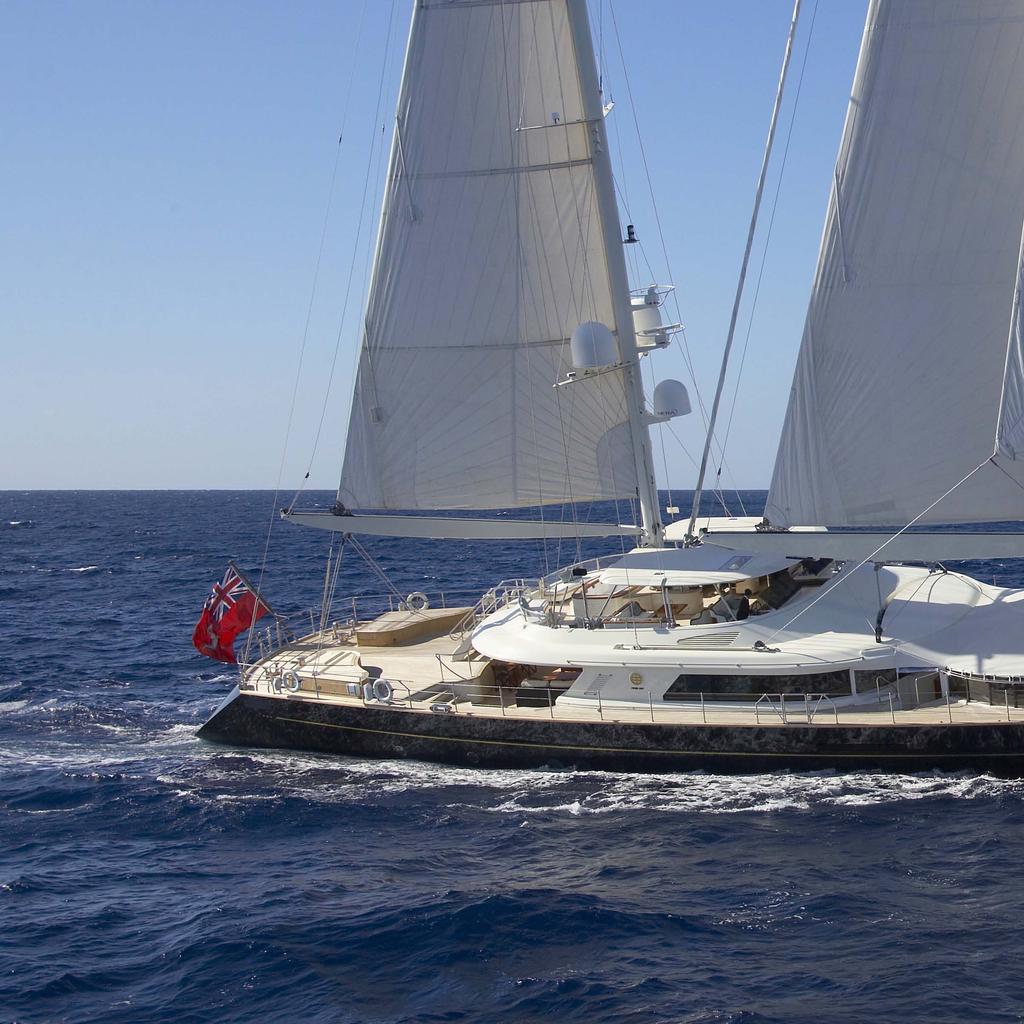 luna is a thoroughbred yacht from the Perini