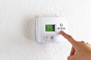 Ways to Save on winter heating costs Source: Alex Elswick, extension associate for family resource management With the winter we have had thus far, chances are you ve seen at least one or two high