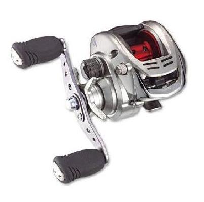 3:1 Low Profile Baitcasting Reels- picks 32" of line per crank, light weight for rapid fire casting and lightening fast 7.3:1 retrieve. * Weighs just 7.