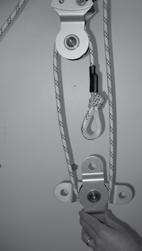 4.5). Warning: Check if the pulley & Karabiners are attached properly! 4.2.