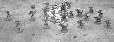 BLOOD BOWL has been used to successfully stab a victim (i.e., they failed their Armour roll), then the poison is wiped off and the dagger causes injuries as normal until after a touchdown is scored or the half ends.