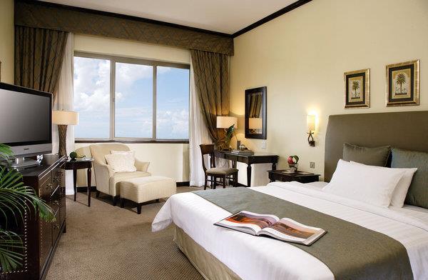 12 SERENA HOTEL DAR ES SALAAM, TANZANIA 1 NIGHT An oasis of luxury at the very heart of Dar es Salaam, the elegant and