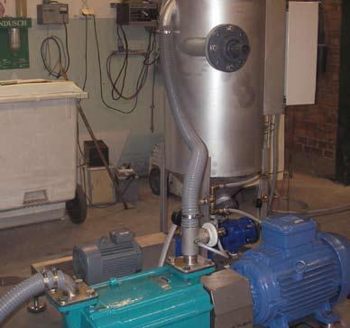 VMK752 A vacuum system with water VMK752 is the new vacuum system with water ring pump and tank.