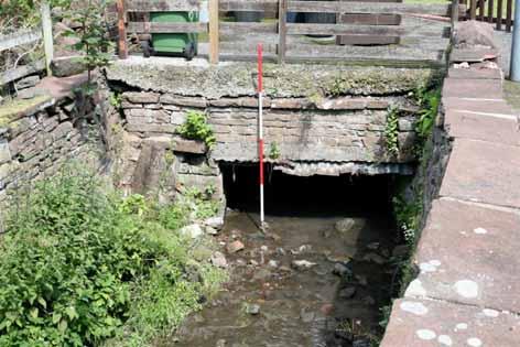 The cross-section of the culvert was similar to the Roper Street section and it appears to be of similar dimensions, although inspection was impossible for health and safety reasons.