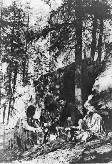 The women made the meals, and it took hours for them to collect the food and water. They would teach their daughters the skills, too. Pueblo women baked cornbread in outdoor ovens, heated by the sun.