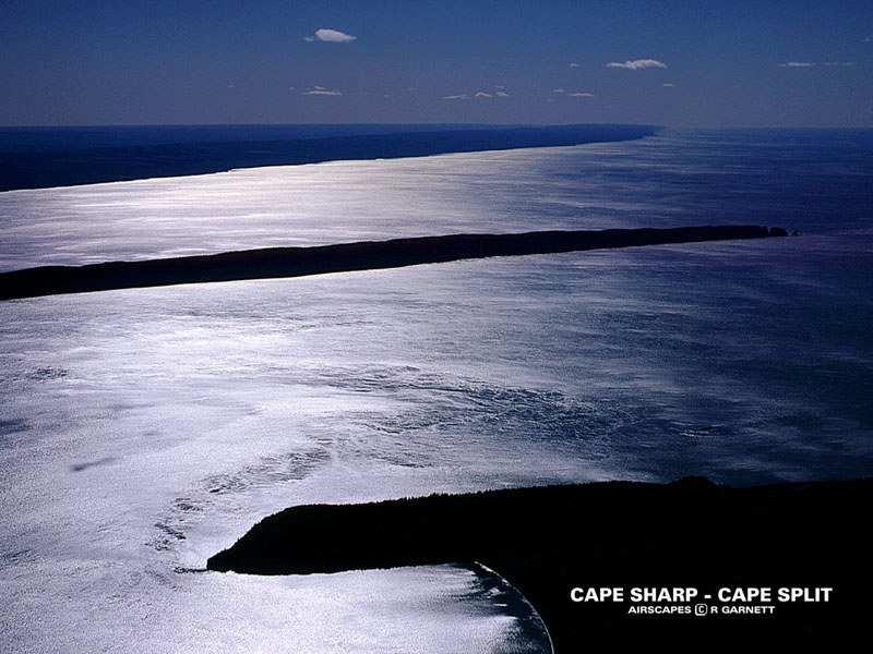 -5- Photograph One THE MINAS PASSAGE (See Table One) Legend to Photograph One The region between Cape Sharp and Cape Split is known as the Minas Passage.