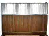 50 m and partition walls wood/grid