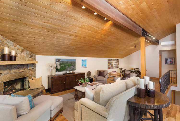 With warmth and light of southern exposure this mountain home offers complete relaxation 4 Interior Features This beautifully updated home has a multi-level floorplan for maximizing privacy and