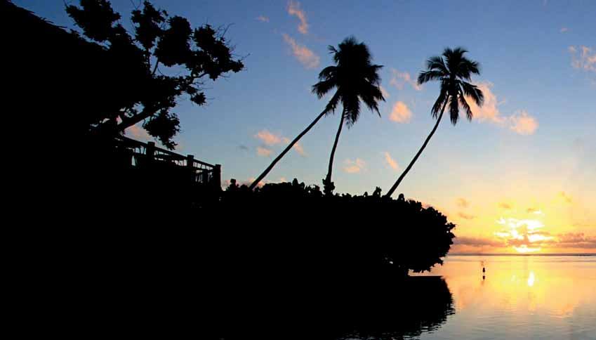 STOPOVERS S P WHERE TO STAY IN THE COOK ISLANDS Home to the main town of Avarua, Rarotonga is home to boutique resorts, magnificent