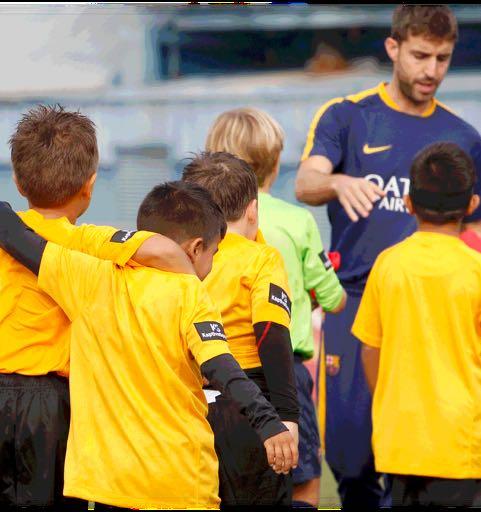 DETAILED DAILY SCHEDULE Tuesday, November 1 st 8 to 9h Buffet breakfast at the Hotel 9:15h Transfer from Hotel to FCBEscola training facilities 10 to 11h30 Training session with FCBEscola coaches