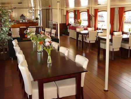 Each cabin has a safe for valuables and a hairdryer. The ship offers a gorgeous open salon with corner seats, a restaurant, a small bar, and a sundeck with umbrellas.