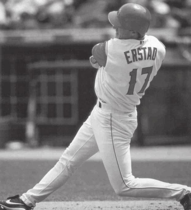 Darin Erstad Two-Time Major League All-Star Three-Time Gold Glove Winner Honors & Awards Three-Time Gold Glove Winner (2000, 2002, 2004) Two-Time American League All-Star (1998 and 2000) 2002 Cape