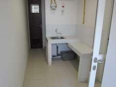 commode in bathroom: (See recommendation) Step to room entrance: Nil