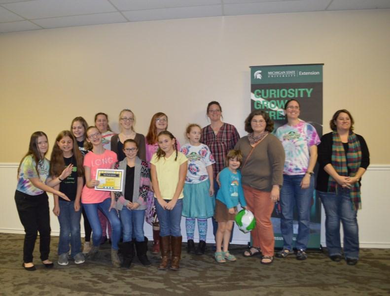 communities Fit to Show 4-H Club Top Club Award This
