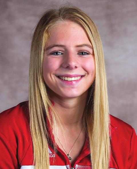 17 2016 NEBRASKA WOMEN S GYMNASTICS MEET NOTES SIENNA CROUSE 5-3 Freshman Fargo, North Dakota 2016 NOTES Is one of six freshmen on this year s roster Could contribute for the Huskers on vault, bars