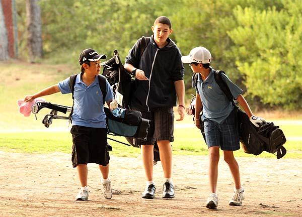 Class Description Winter 2016 Classes begin the week of January 4 and end March 5, 2016 HOLIDAY CAMP The Academy Holiday Golf Camp is a great opportunity for youth ages 7-17 who have never played the