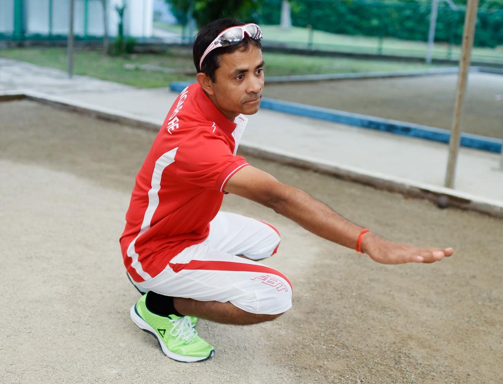 SHANTI PRAKASH UPADHAYAY DOB: 12/10/1976 HEIGHT: 177 cm WEIGHT: 64 kg I began playing petanque because of its simplicity. Petanque is suitable for all ages, so this is a lifelong sport.