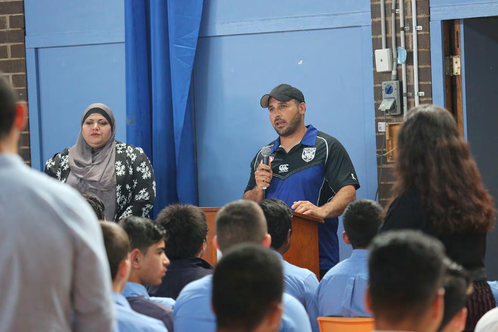 BULLDOGS IN THE COMMUNITY The KIA Bulldogs in the Community program continues its commitment to address social issues affecting our community across three main pillars: VIOLENCE PREVENTION HEALTH