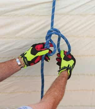 hand. 2 With the right hand, push the lower portion of the rope upward to create a loop to the right