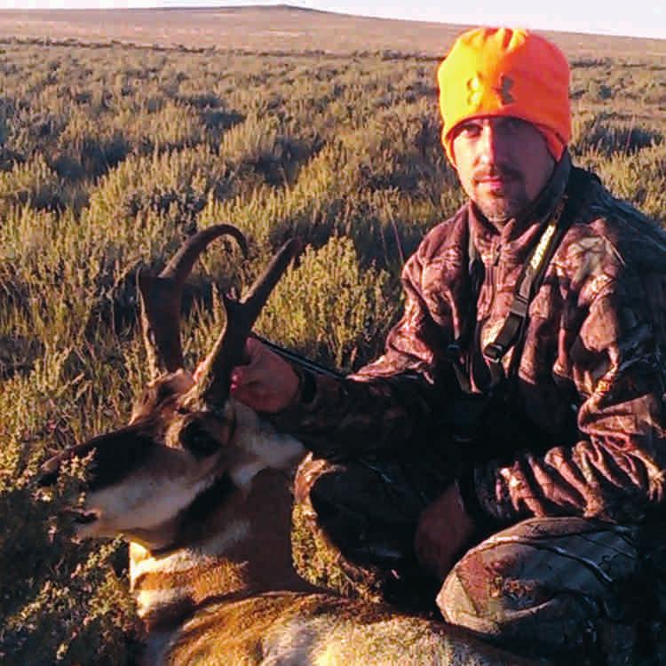 SEPTEMBER 2012 PHRA 15 Dale Robison took this Pope and Young archery pronghorn on Hunt PGB427.