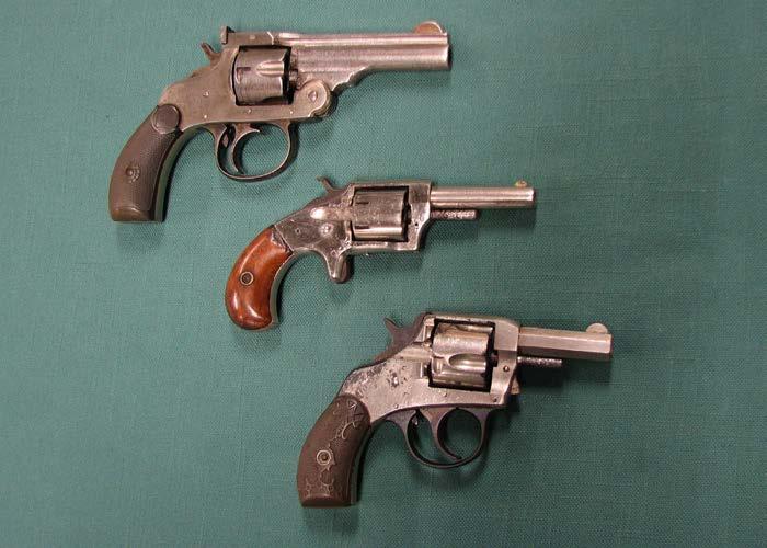 32 S&W Revolver, Defender.