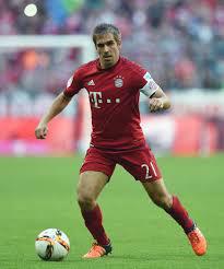Day 2: Lahm - Passing & Receiving Tuesday Pass and Receive like Lahm Tuesday players learn to pass and receive like Philip Lahm of Bayern Munich.