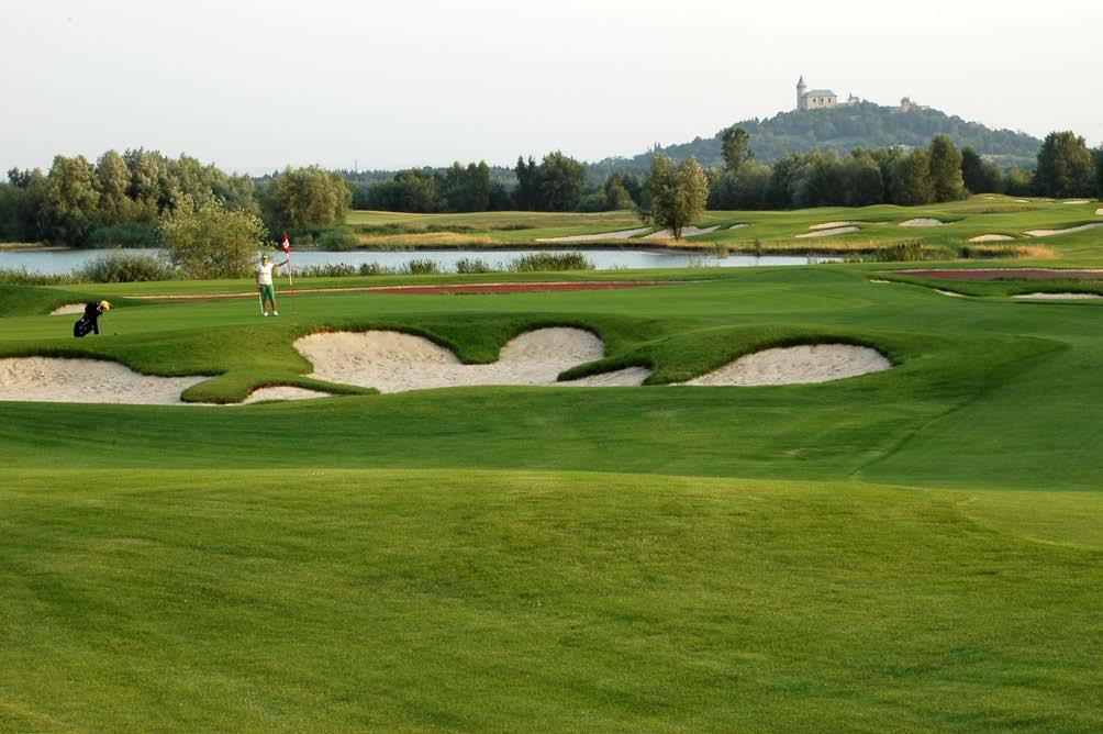 Accommodation Golf & Spa Resort Kunětická Hora has made contracts with 3 official hotels.