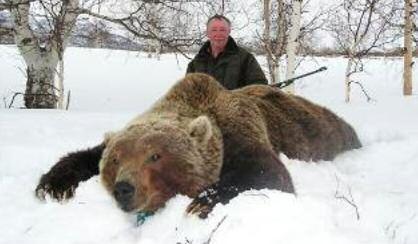 Russian Brown Bear Hunt on Kamchatka Hunt #4 This a 100% successful hunt for bears in the 8-10 foot class.