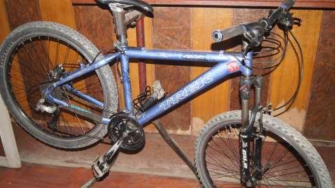 Bikes Trek mountain bike: Bike frame: Alfa Aluminum Model no: 6000 6 Series, 4500-4, 4300-4 Giant Model no: XTC, Talon Frame / Bike Size: 16, 17, 19.5, 21.