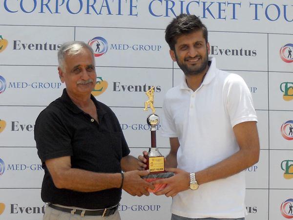 33 runs per over and had a strike rate of 11.08 deliveries per wkt. Aditya Sood of Infogain, he bowled 19.2-0-89-12 giving away 7.42 runs per wicket, economy rate of 4.