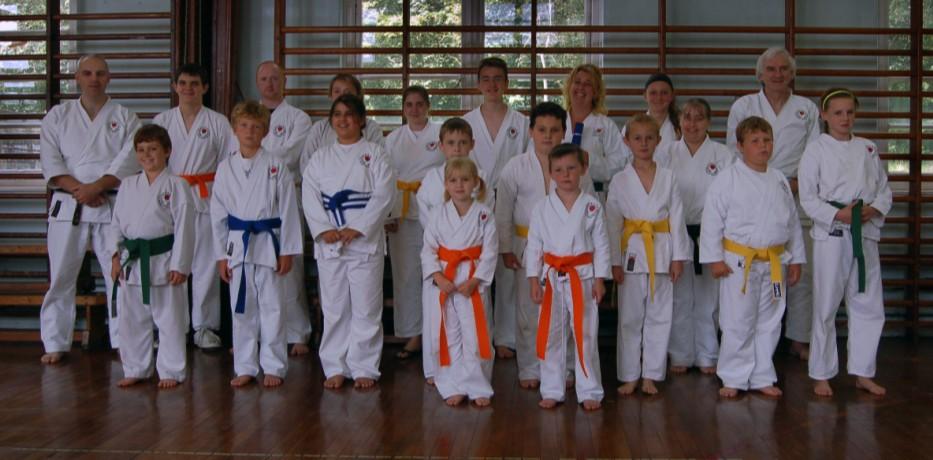 Grading News There have been a couple gradings since the last issue and we have seen many students progressing through the ranks To the right you see Amy Harris during a recent grading performing a