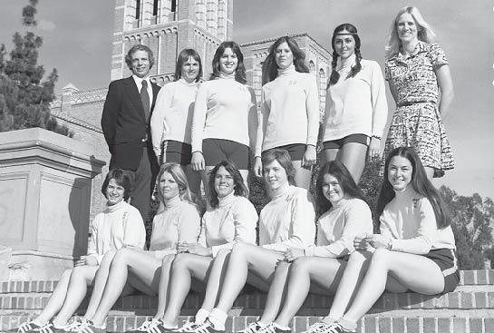 DGWS AND AIAW NATIONAL CHAMPIONS 1971-72 DGWS Champions (28-1) The Division of Girls and Women s Sports (DGWS) was the fi rst sanctioning body for the National Women s Volleyball Tournament and would
