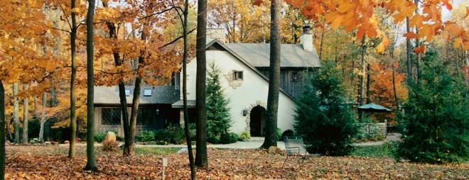 Live Auction: Item 12 Scottish Country Inn Hocking Hills, Ohio Glen Laurel, a luxurious Hocking Hills Scottish Country Inn, is a premier romantic getaway in the Midwest.