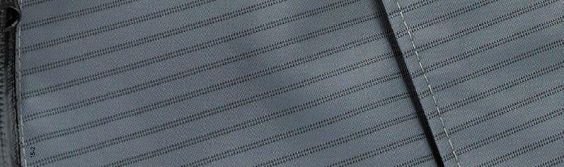Protection up to 500 bar/7500 psi TECHNICAL DESCRIPTION Outer material: Coated for water- and dirt repellancy. Inner material: Polyester mesh.