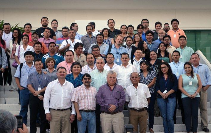 97 Group photo of the participants attending the Mérida sea cucumber seminar. Visible in the front Mr A. Flores (second from the left) and Mr M.G. Aguilar Sánchez, the Federal Government Commissioner of Aquaculture and Fisheries (third from the left).