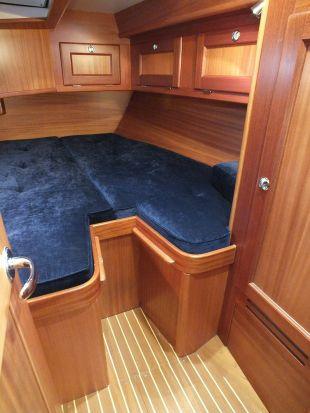 cabin Double berth Cupboards and wardrobe Escape hatch/ventilation above