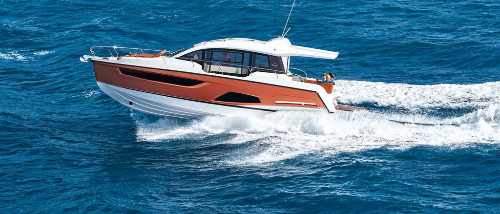 SEALINE OUTRUN THE ORDINARY Outstanding boating characteristics are part of the Sealine