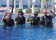 It includes a 45-minute classroom session, 45 minutes in the pool, then an ocean dive to a maximum depth of 20ft /6m on our beautiful reef right in