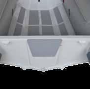 Towing eyes Stepped hull Aluminum seat with