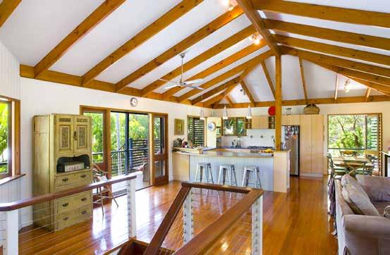 Noosa Heads 9 Currawong Street IRRESISTABLE QUEENSLANDER Nestled in a tree lined street in a