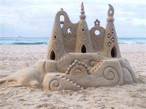 Time build sand castle