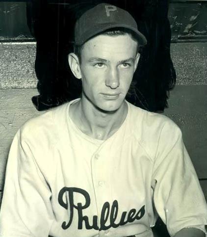 He later attended Notre Dame and was signed by the Phillies in 1947, making his major league debut the following year. Mayo remained with the Phillies until 1953.