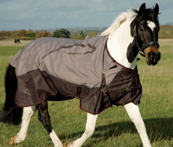 PESSOA Horse Clothing Baloubet 1200 denier 67 PESSOA Baloubet A light weight turnout rug for those chilly or wet summer days.