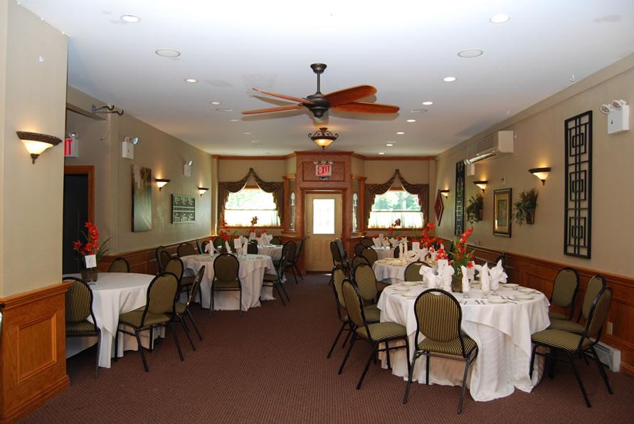 Larry Egan arranged for the to provide a great private room