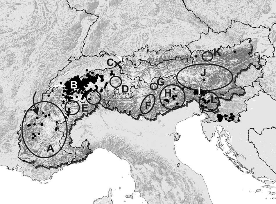 48 Figure 1. Recent development in lynx distribution in the Alps.