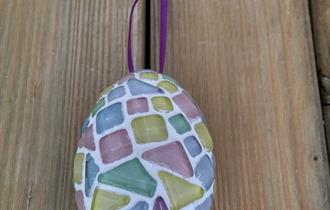 .. 29 Mar 2018 to 15 Apr 2018 Easter Egg Mosaic Making Have a bit of Easter fun by making your own mosaic Easter egg for 7.