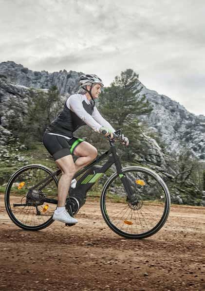EBIKE LADY The electric cross bike from the ŠKODA collection is your partner for tackling challenges on the road and in light terrain.