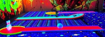 ! minigolf.solutions BLACK LIGHT MINIGOLF In the last years it became more and more popular for people to spend the leisure time in indoor amusement parks, which offer various leisure time activities.