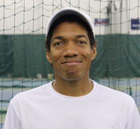 Senior Pro, Steve Martin Steve s tennis career began in the early 80s as a junior player in the 4 Star Tennis Academy.